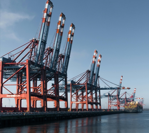 保税仓库：对外贸易中的中转仓库